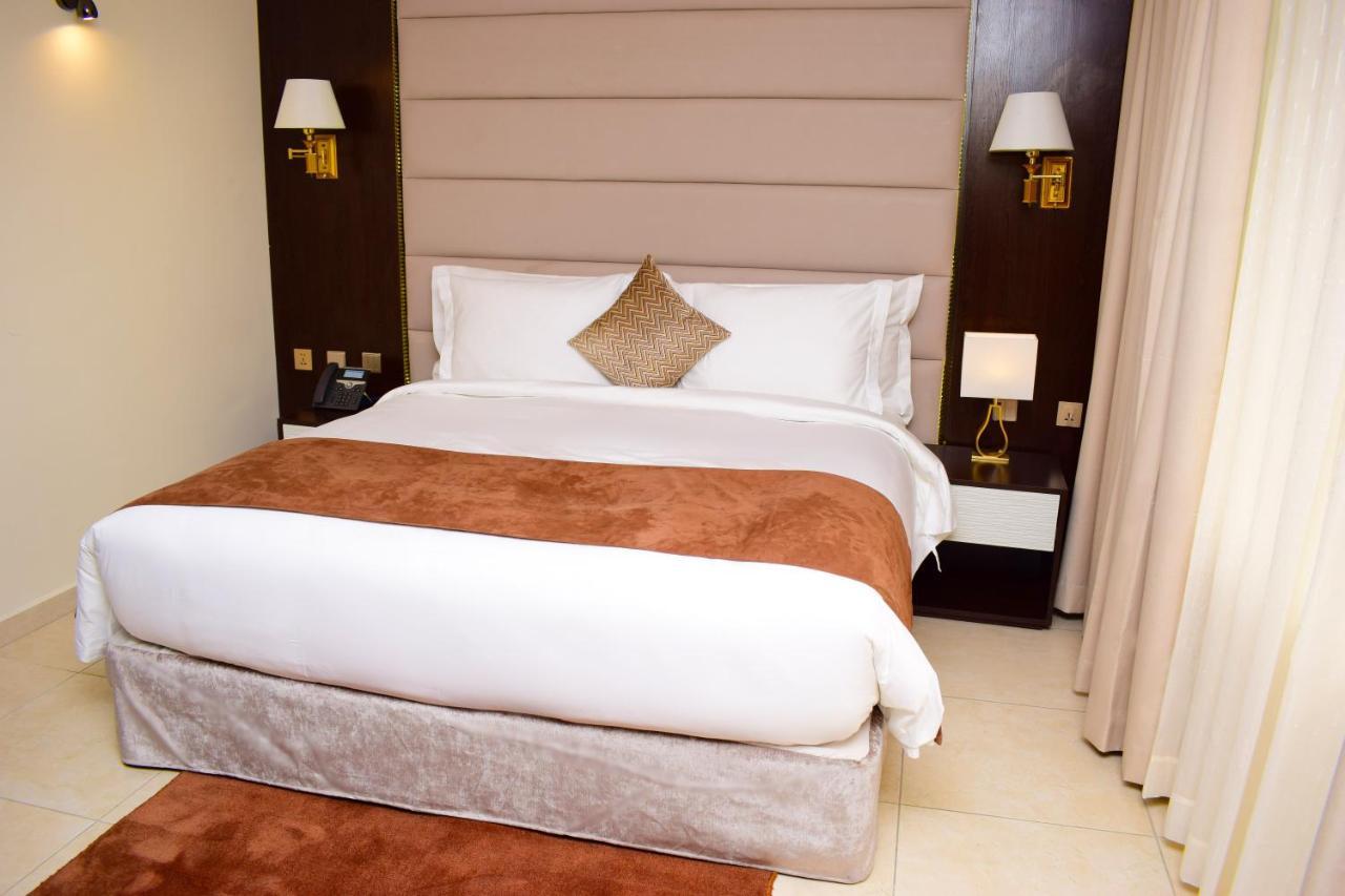 Monty Suites & Golf Uyo Exterior foto